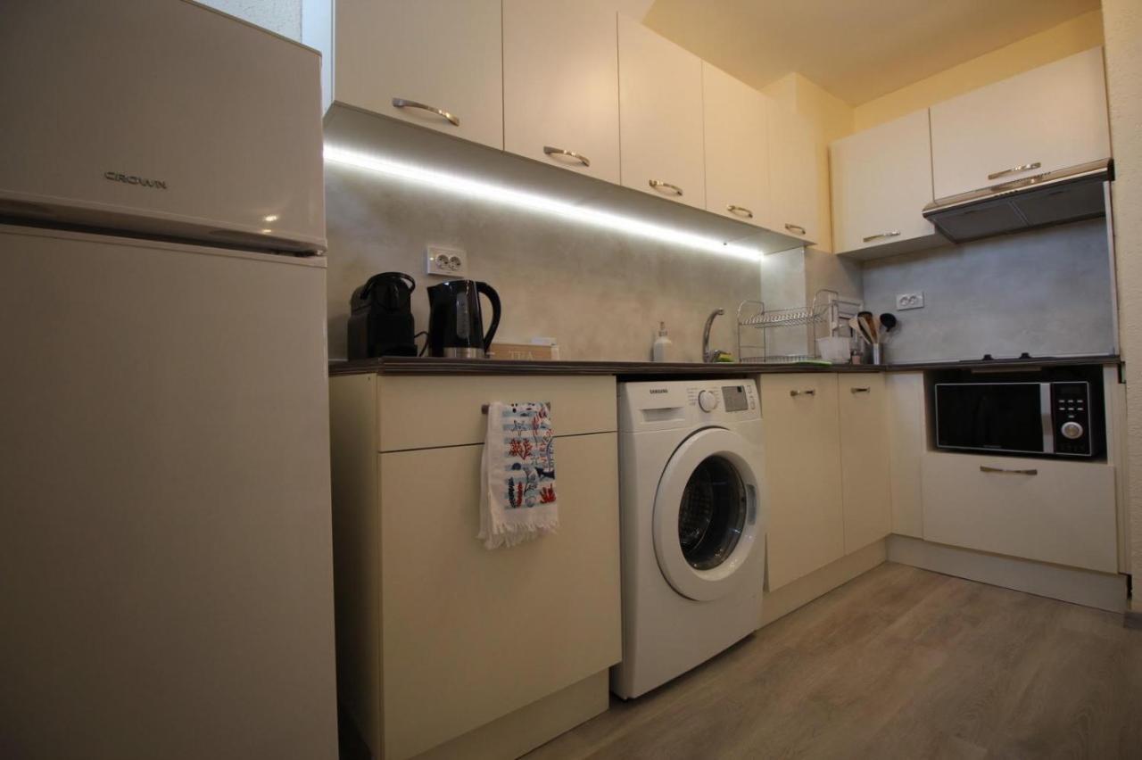 Apartment Happy Holiday Lazur Бургас Экстерьер фото