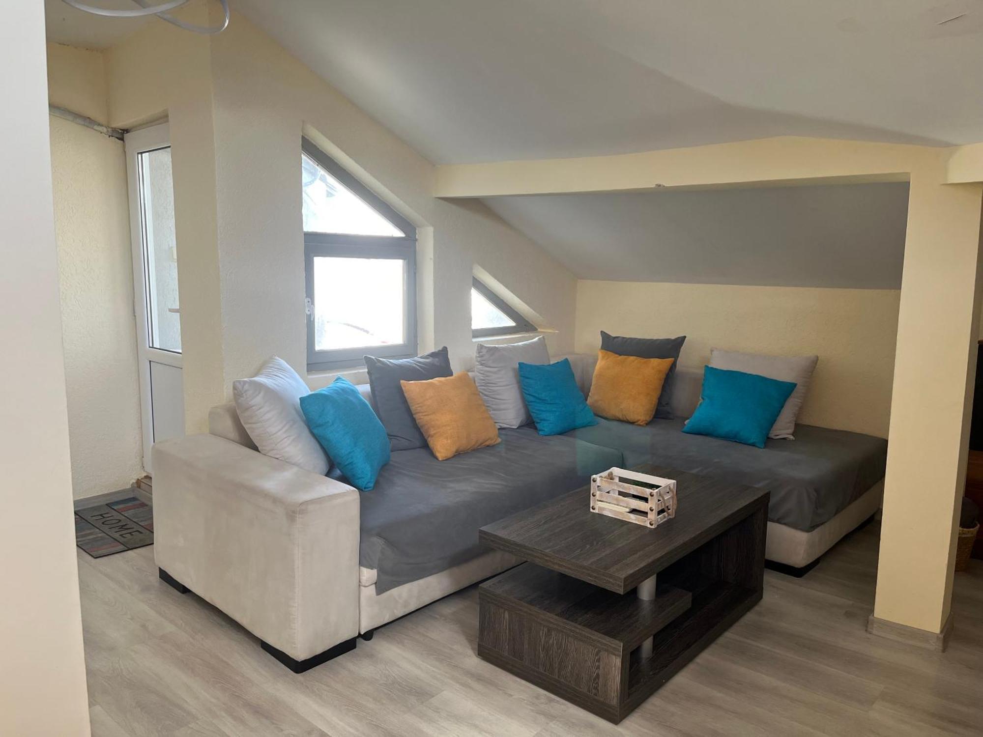 Apartment Happy Holiday Lazur Бургас Экстерьер фото