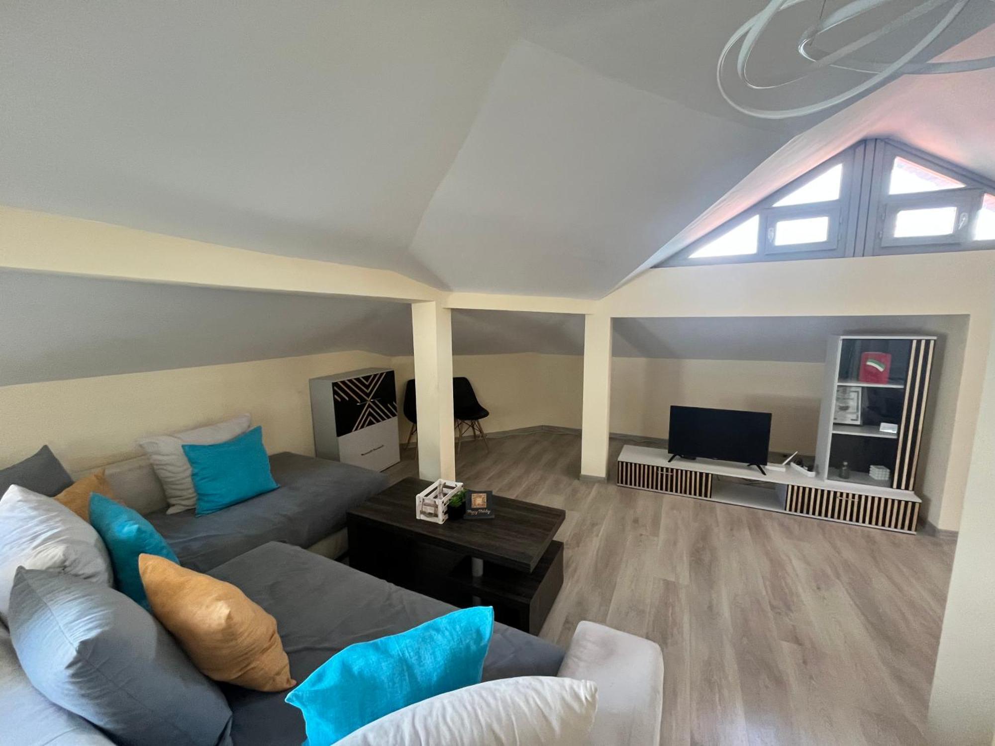 Apartment Happy Holiday Lazur Бургас Экстерьер фото